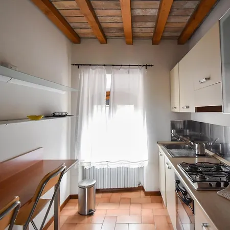 Cora Stradivari CastellʼArquato