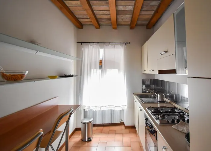 Cora Stradivari CastellʼArquato