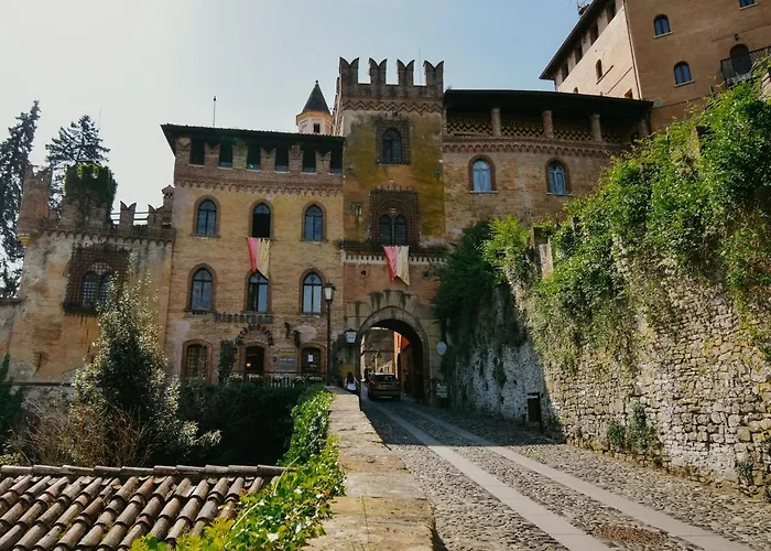 Apart-hotel Cora Stradivari